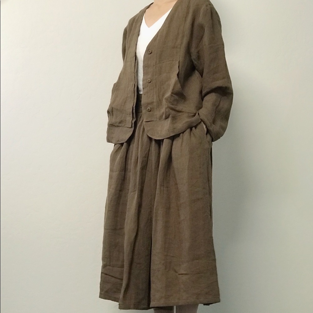 Linen jacket and skirts